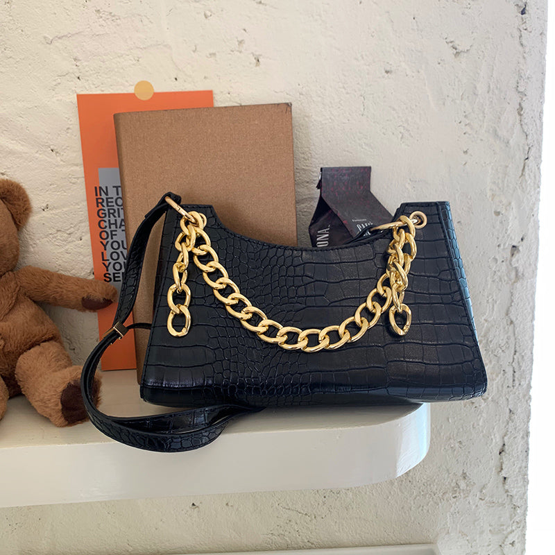 Chain Detail Crossbody Bag - European Fashion Messenger Handbag