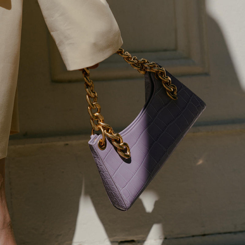 Chain Detail Crossbody Bag - European Fashion Messenger Handbag